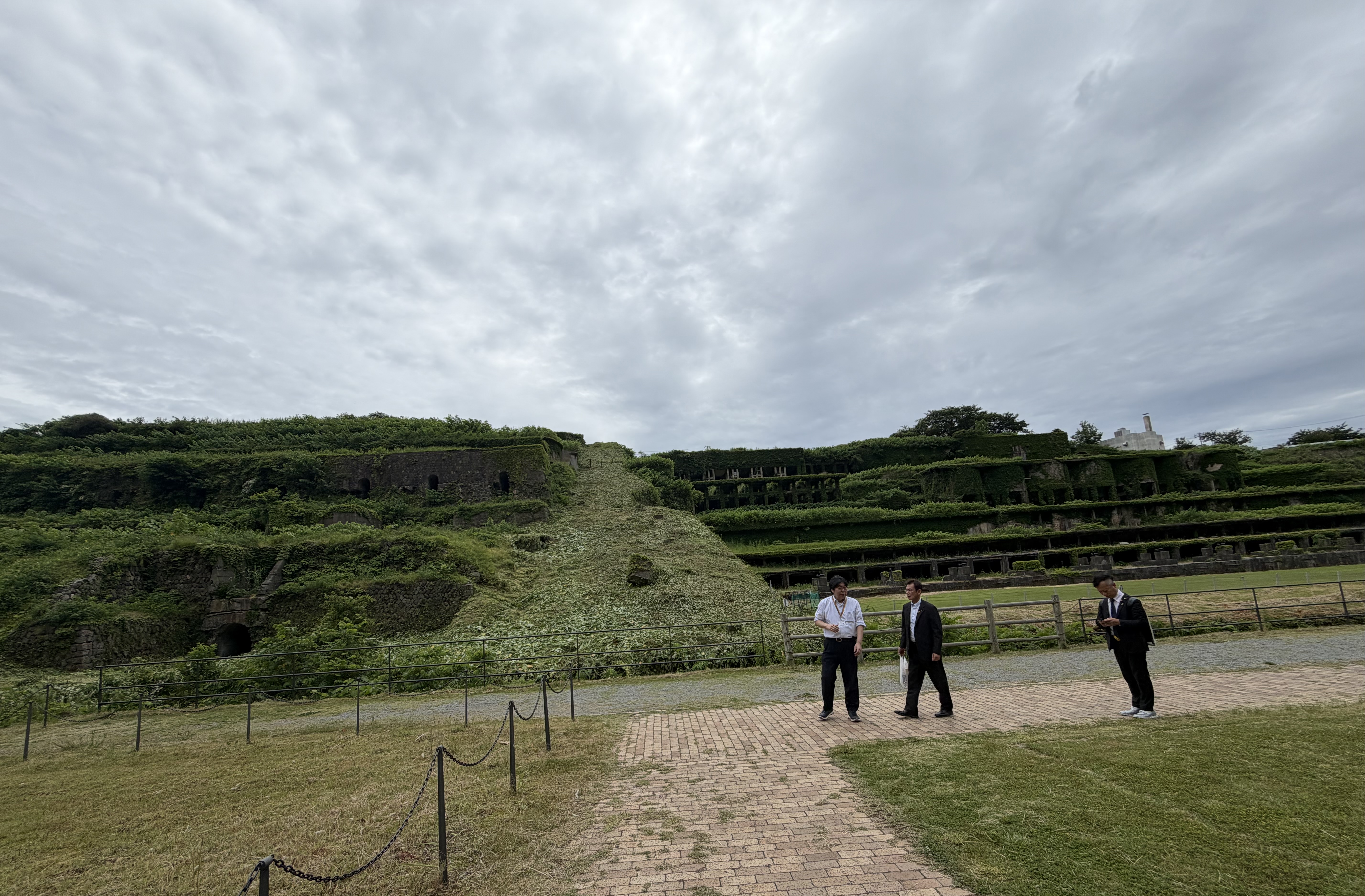 757032cc-ed54-43b3-a4cf-3e7c953d0f00.jpeg