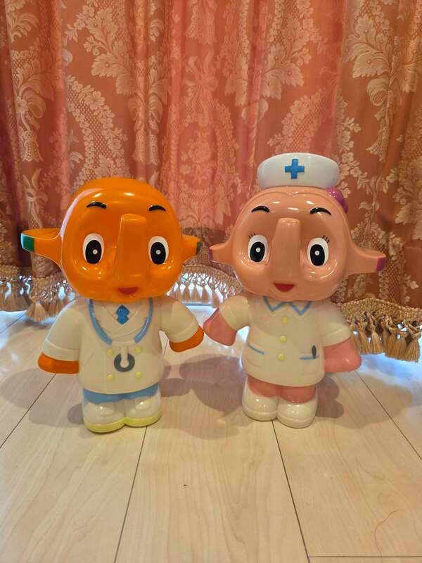 昭和レトロ🌸佐藤製薬のサトちゃんドクター＆サトコちゃんナース